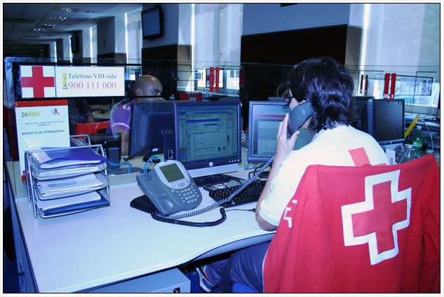 Imatge del Centre de Coordinaci on es reben les trucades del servei dAtenci i Protecci (ATENPRO) per a dones vctimes de violncia de gnere.